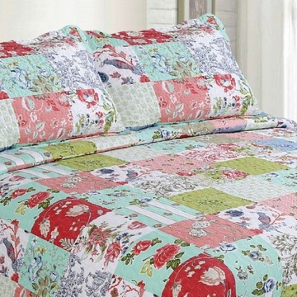 King 3 piece quilt